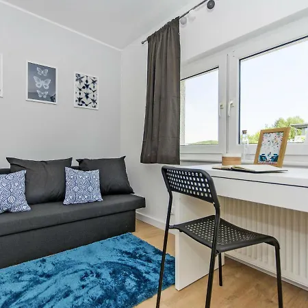 Rum i privatbostad Rent - Al. Zwyciestwa 236 *